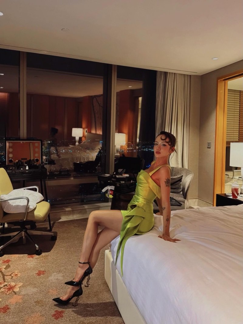 phương ly sexy​ 29