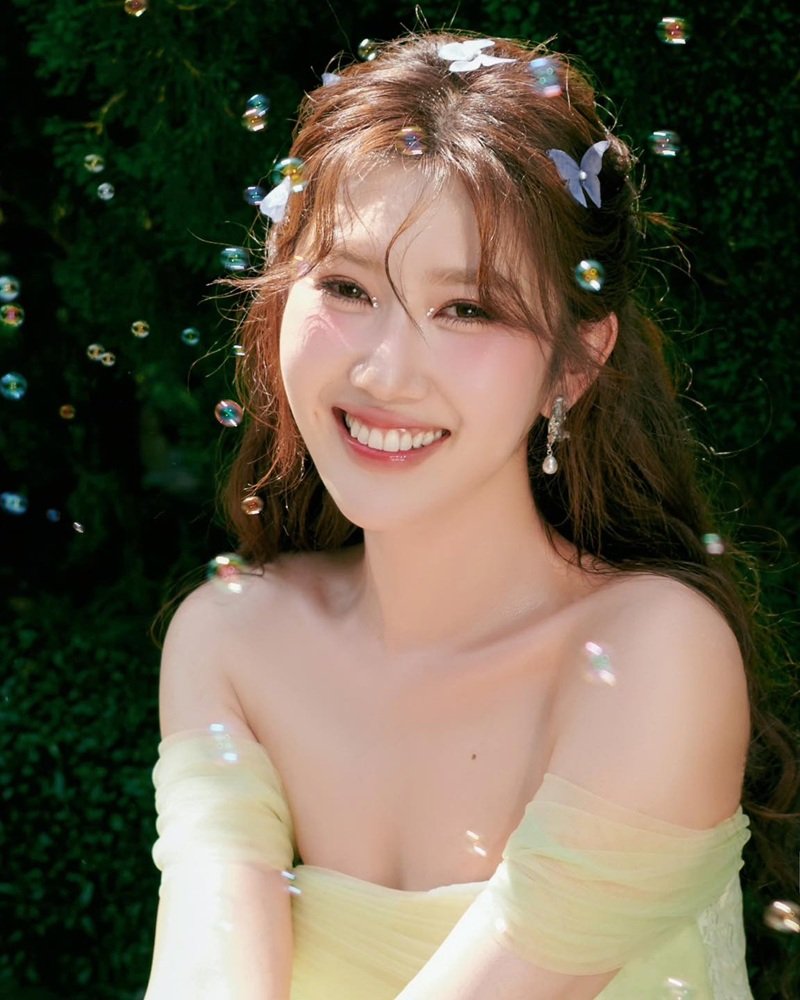 thuý ngân bikini​ 16