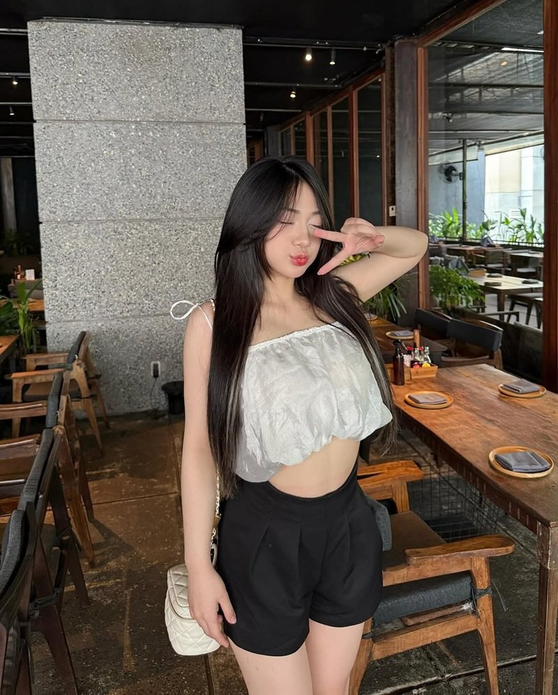 trần hà linh sexy 14