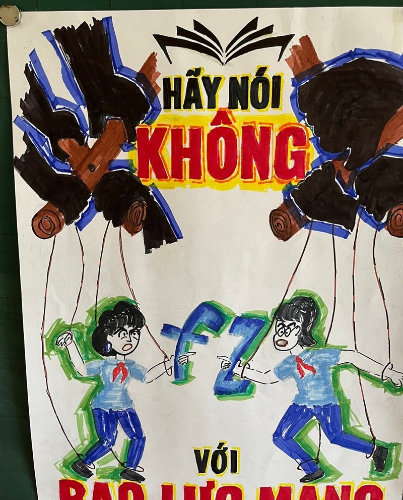 vẽ tranh nói không với bạo lực học đường 32