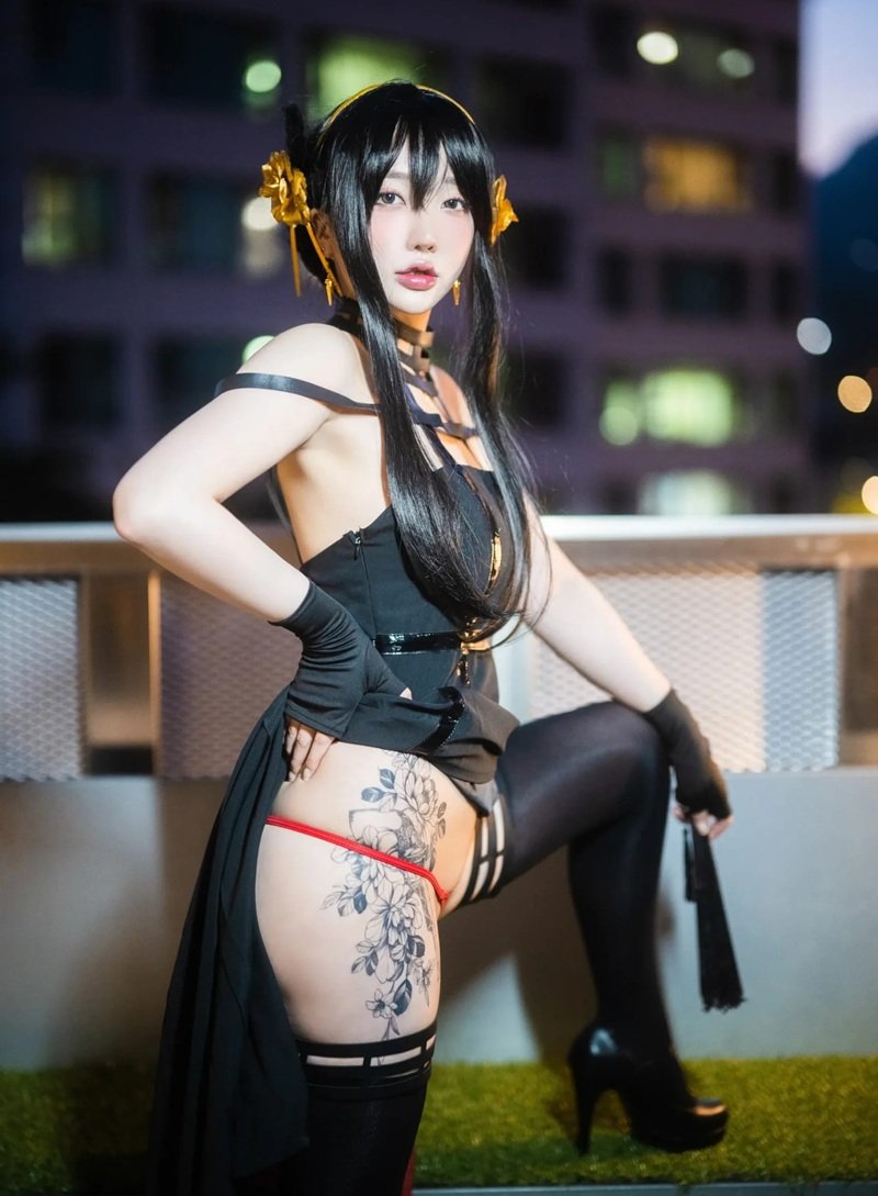 yor forger cosplay​ 10