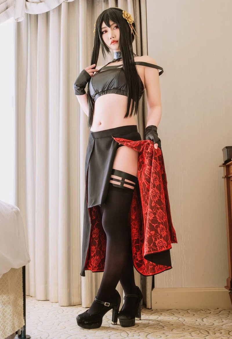 yor forger cosplay​ 35