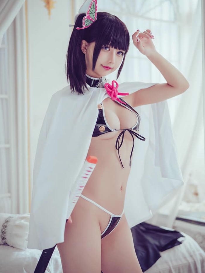 Ảnh sexy cosplay thể hiện phong cách quyến rũ và nổi bật