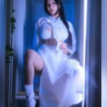 Donggeuran là ai? Giải mã sức hút ‘body chữ S’ của người mẫu Hàn Quốc 2026