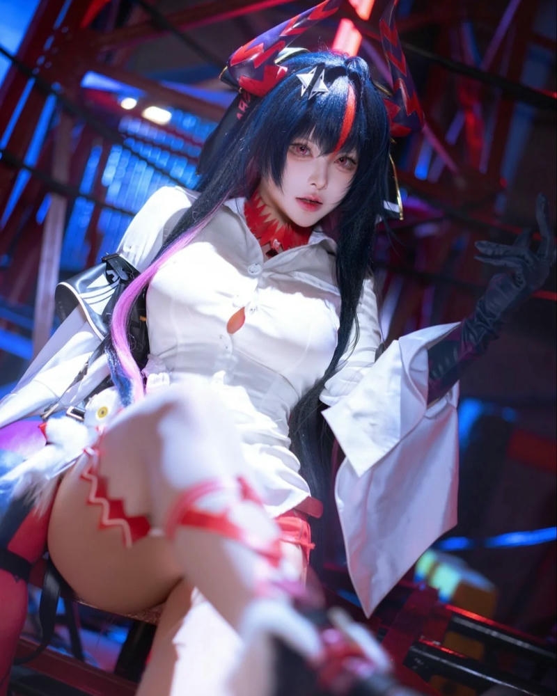 Ecchi cosplay bắt mắt cuốn hút mượt mà ấn tượng