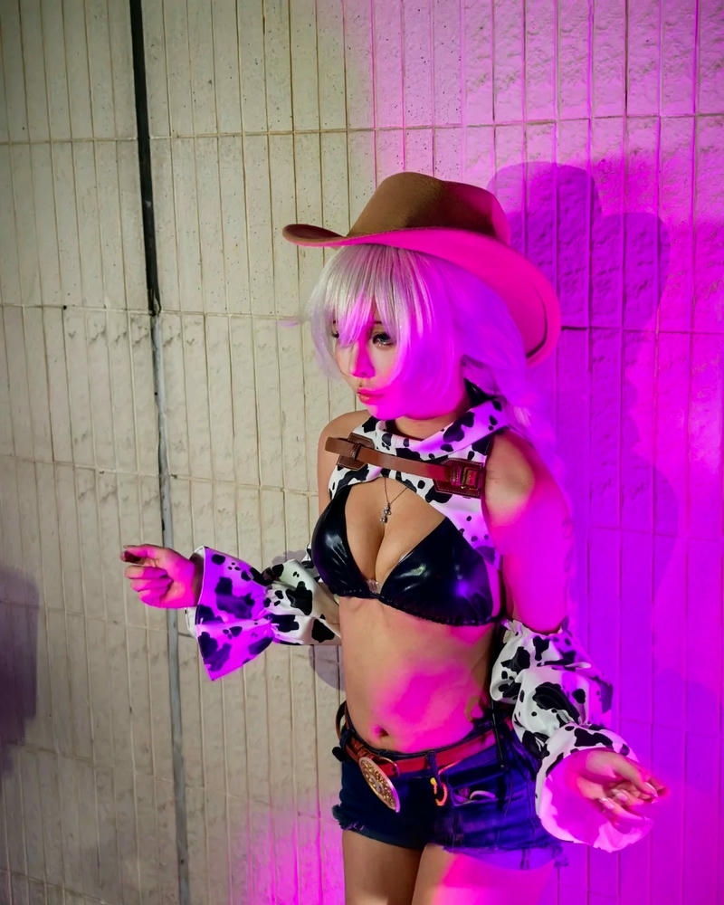 Ecchi cosplay đẹp mắt sinh động hoàn hảo rõ nét