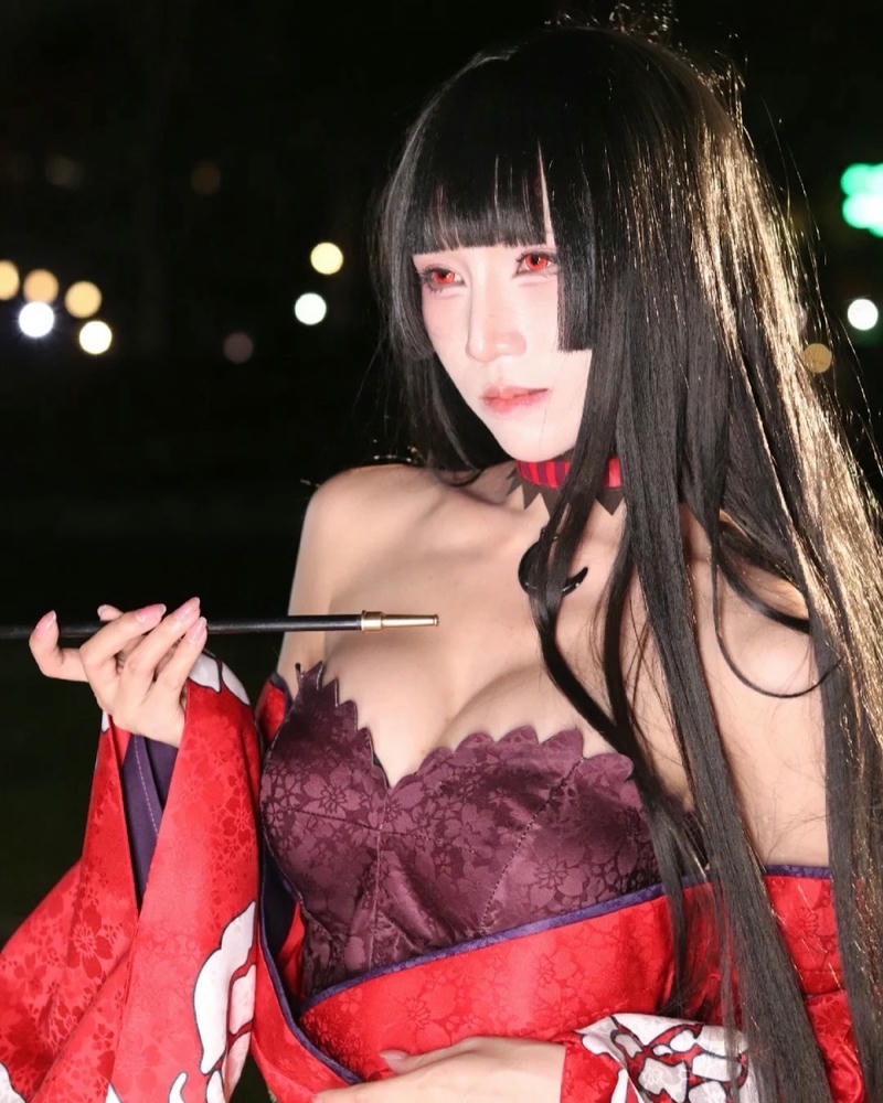 Ecchi cosplay mạnh mẽ tinh xảo lung linh quyến rũ