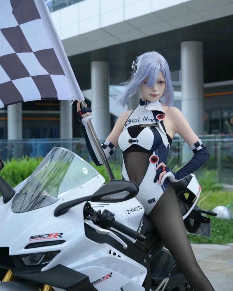 Ecchi cosplay rõ nét gợi cảm sắc sảo cuốn hút