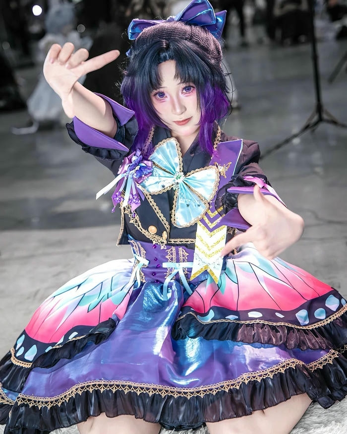 Hình cosplay Shinobu sống động sắc bén bắt mắt