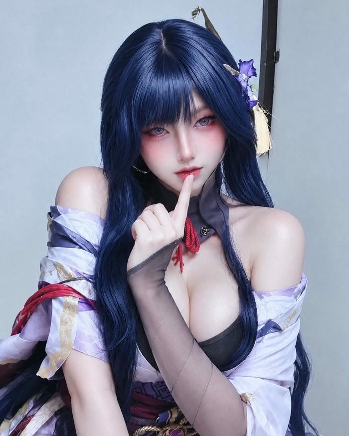 Hình sexy anime cosplay nổi bật dáng vẻ gợi cảm