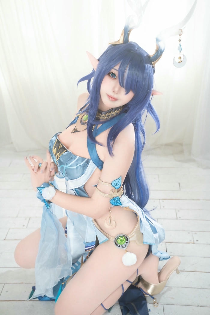 Sexy anime cosplay quyến rũ toát lên vẻ cuốn hút