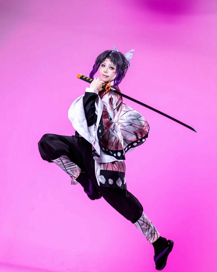 Shinobu cosplay duyên dáng thanh lịch tinh tế