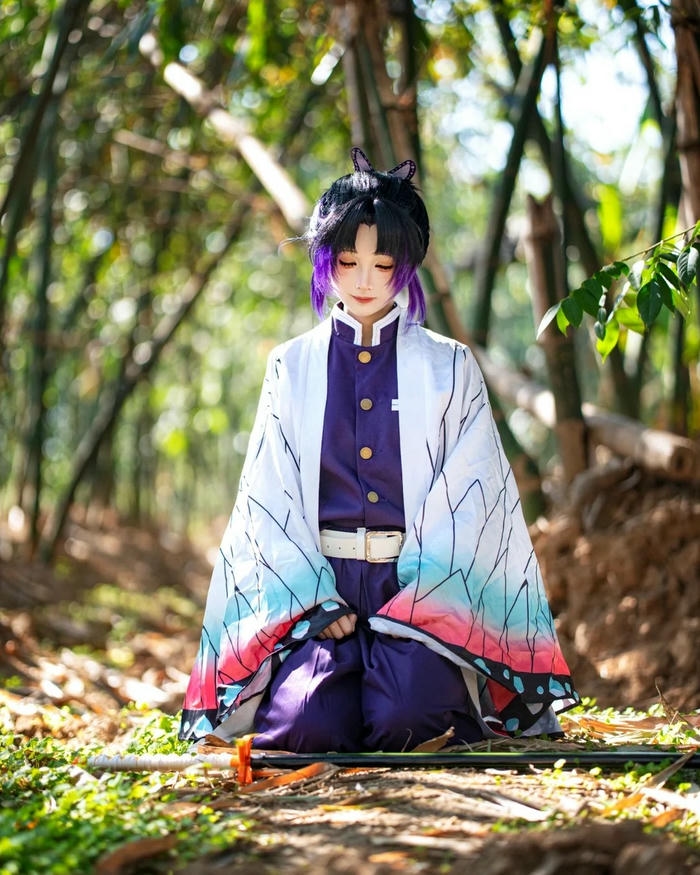 Shinobu cosplay hấp dẫn mạnh mẽ tinh xảo