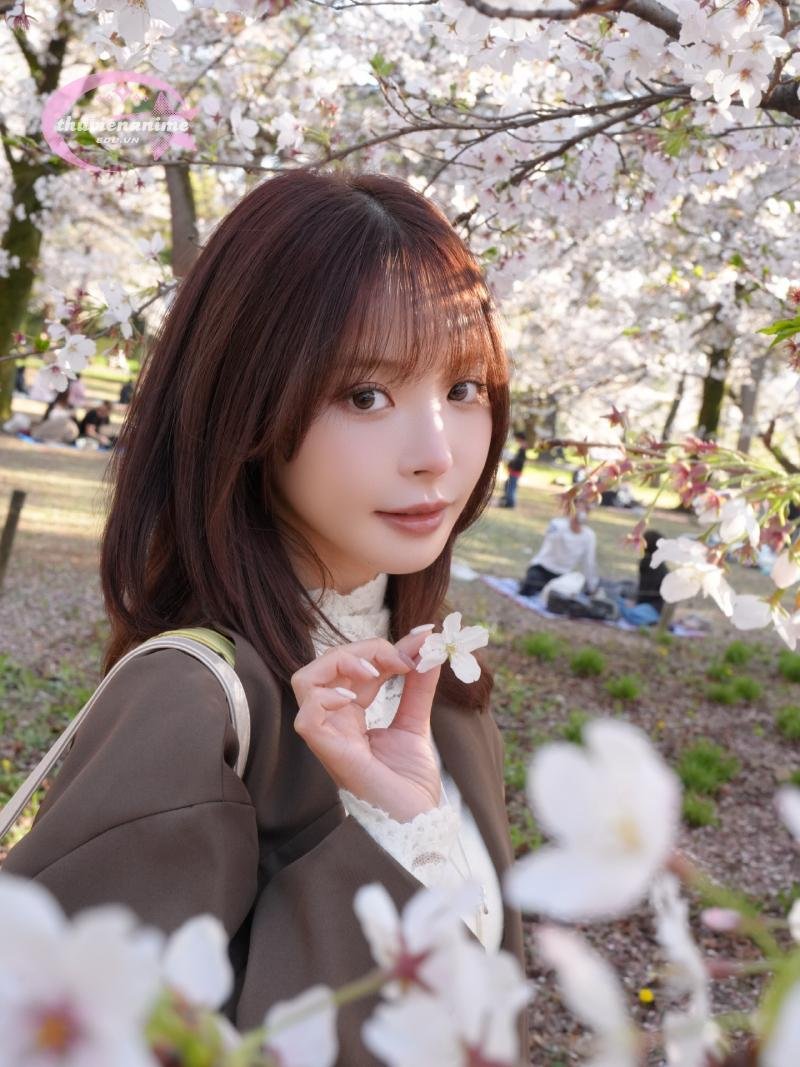 ảnh Kana Momonogi 12