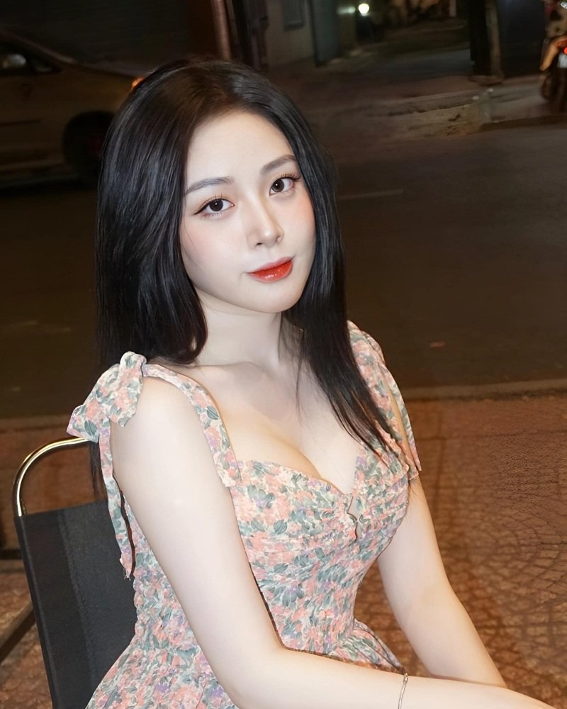 ảnh gái xinh khoe vú​ 18