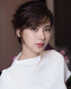 deerlong là ai? Giải Mã Sức Hút Của Danh Tính Bí Ẩn Trong Kỷ Nguyên Số