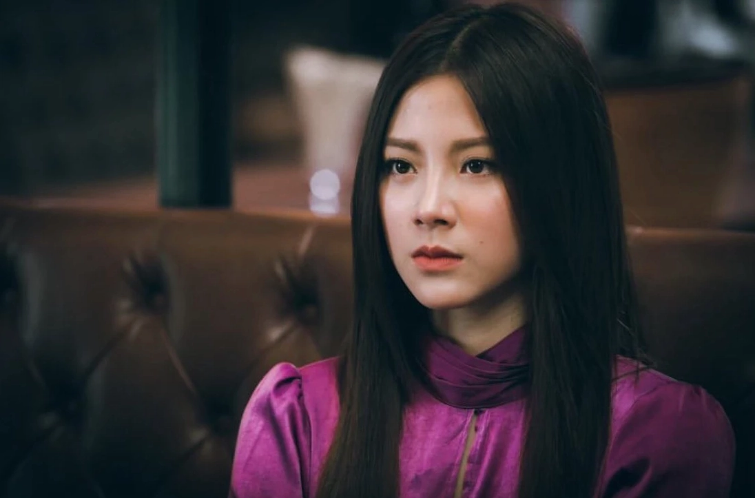 Baifern Pimchanok - người đẹp chuyển giới Chiếc lá cuốn bay là ai? - Ảnh 1.