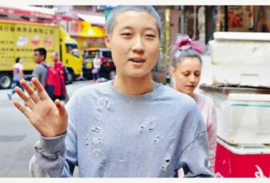 Etta Ng Chok-lam là ai? Hé lộ cuộc đời đầy sóng gió của con gái Jackie Chan