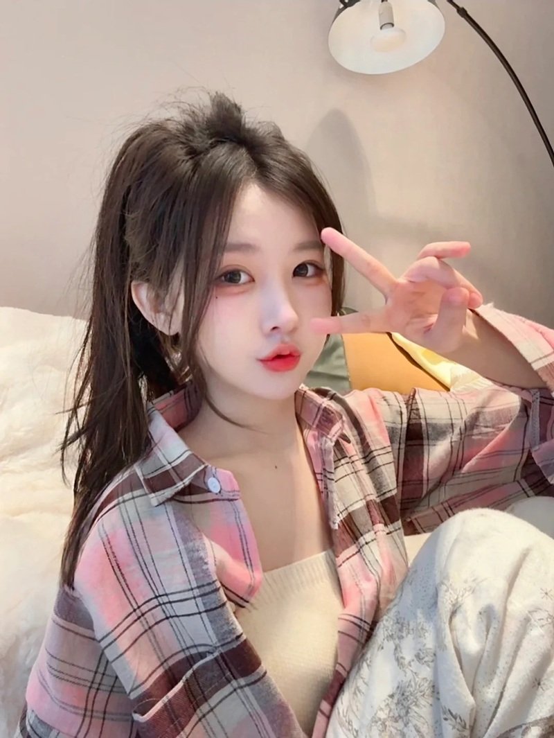 gái xinh 18 tuổi 10