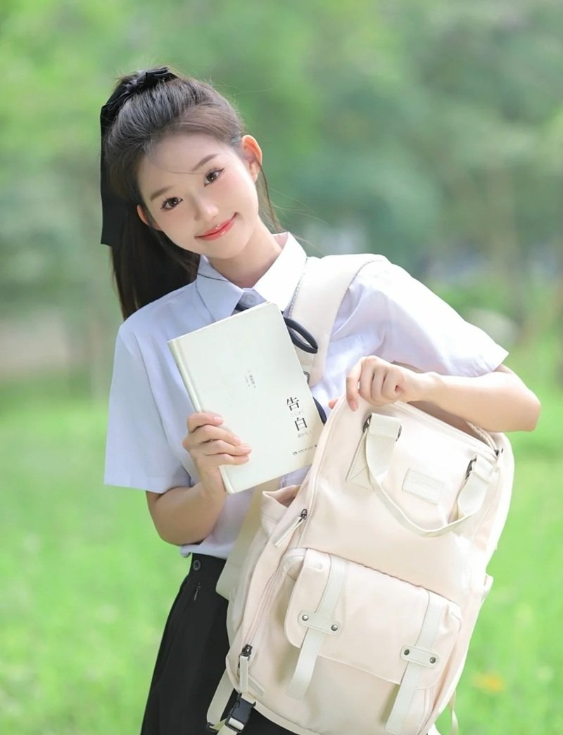 gái xinh 18 tuổi 37