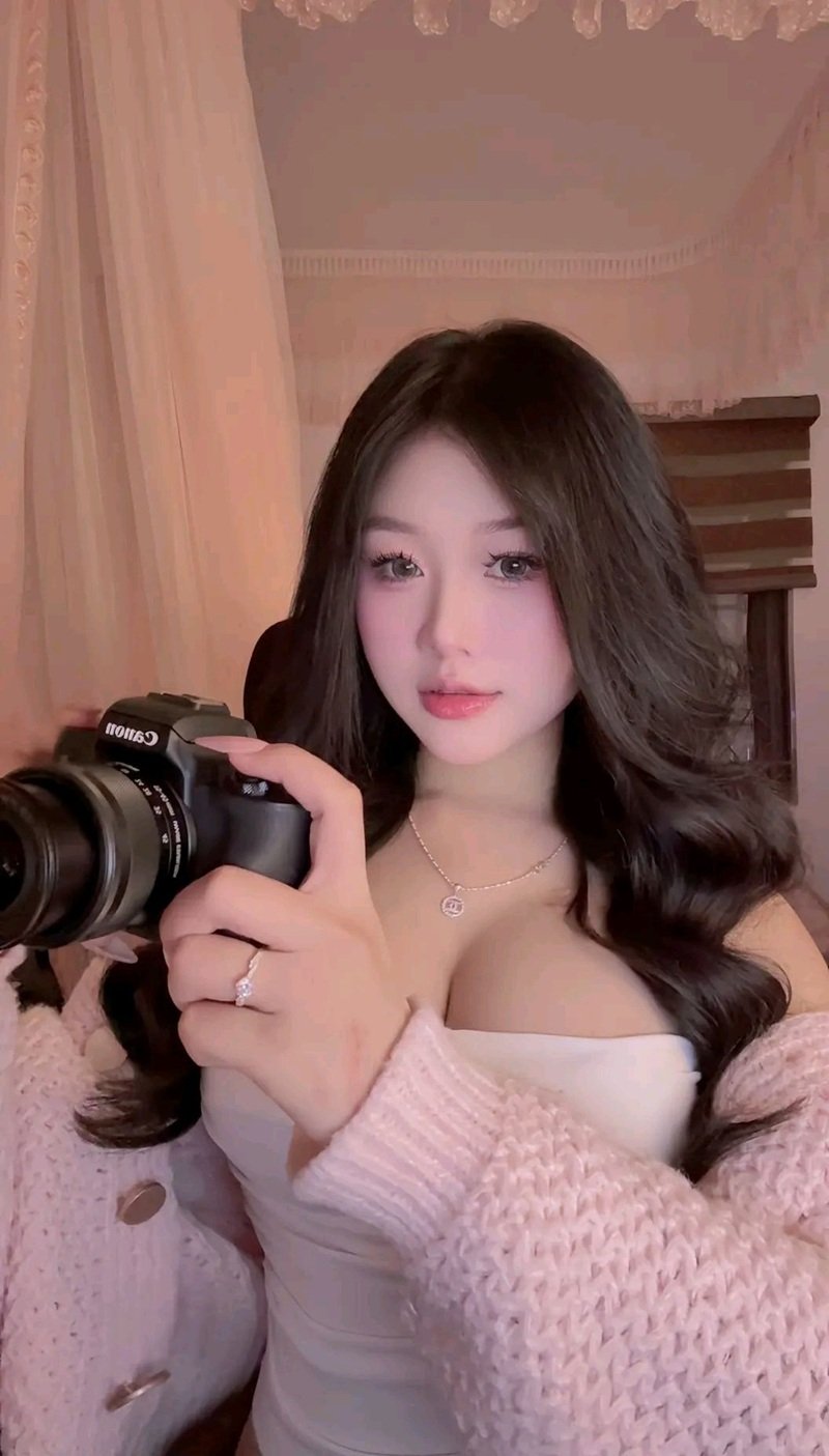 gái xinh ngực to 14