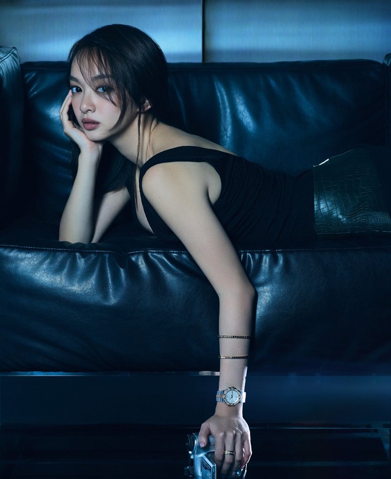 vẻ đẹp tươi tắn trong kaity nguyễn bikini giữa biển