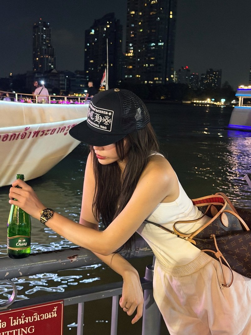 kỳ duyên bikini 44