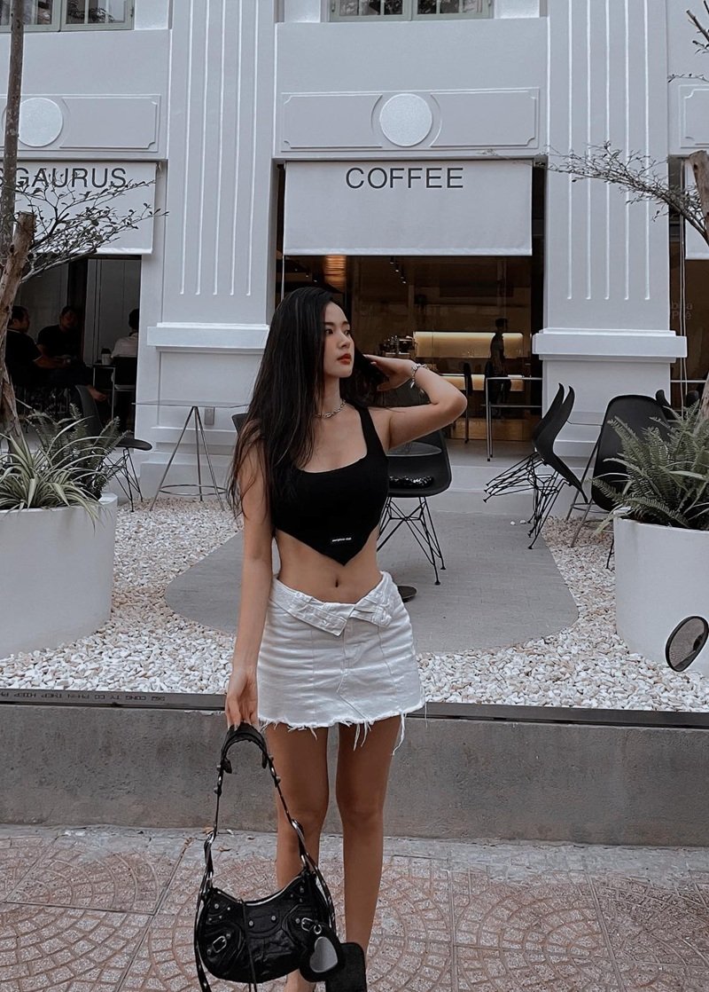 midu bikini dáng chuẩn tôn đường cong mềm mại