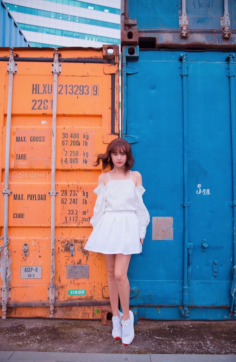 phong cách quyến rũ với midu bikini trên biển