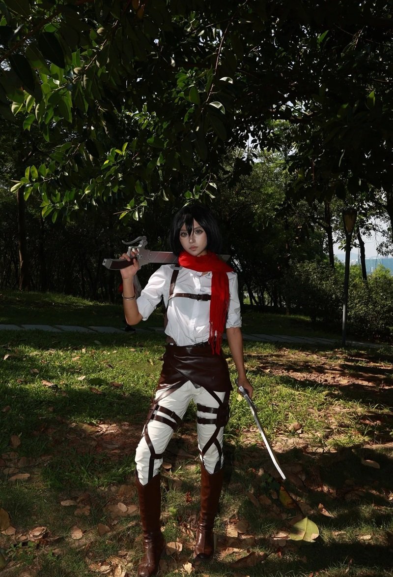 mikasa cosplay 40