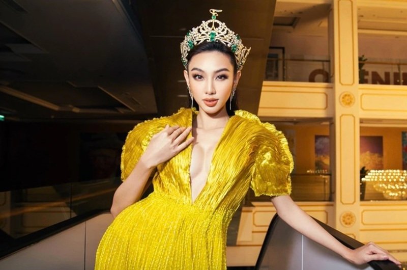 nguyễn thúc thùy tiên bikini nổi bật cá tính