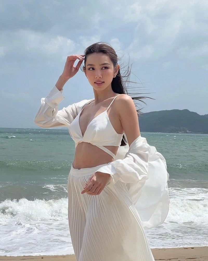 nguyễn thúc thùy tiên bikini hot mùa hè