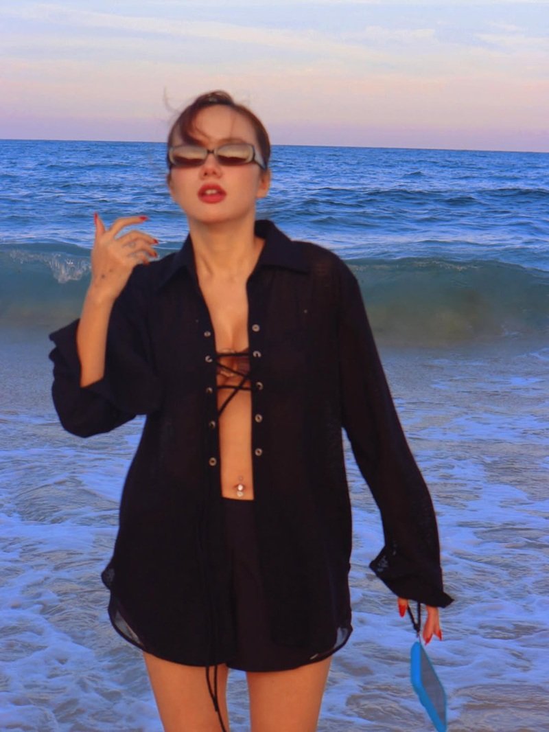 phương ly bikini năng lượng tích cực