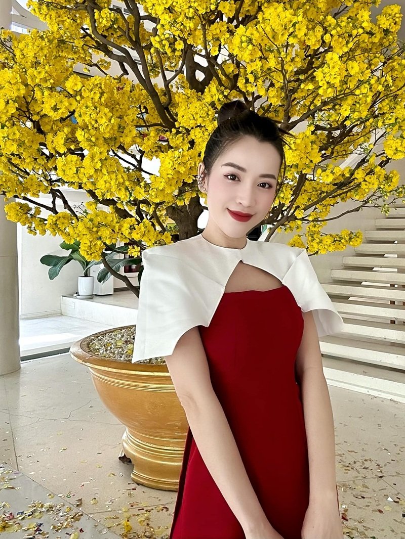 puka bikini nổi bật mùa hè