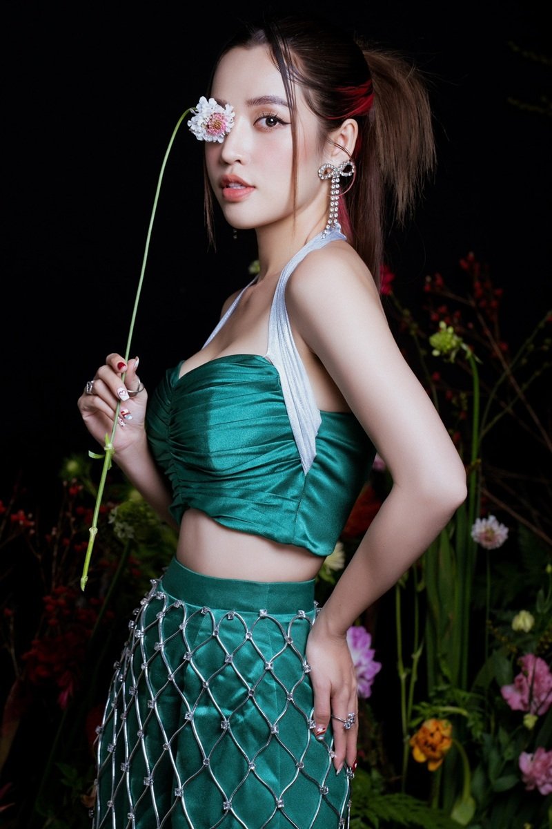 vẻ đẹp quyến rũ puka bikini