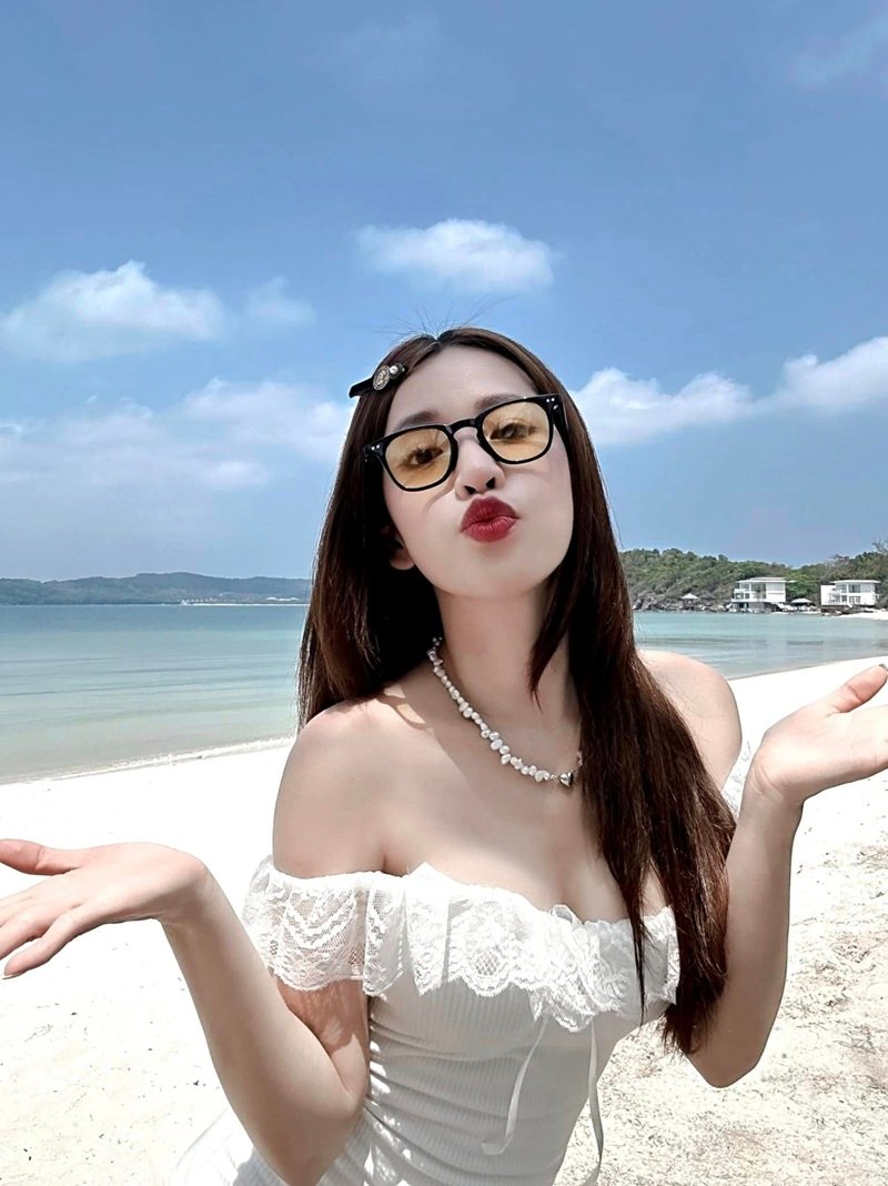 hình ảnh puka bikini quyến rũ