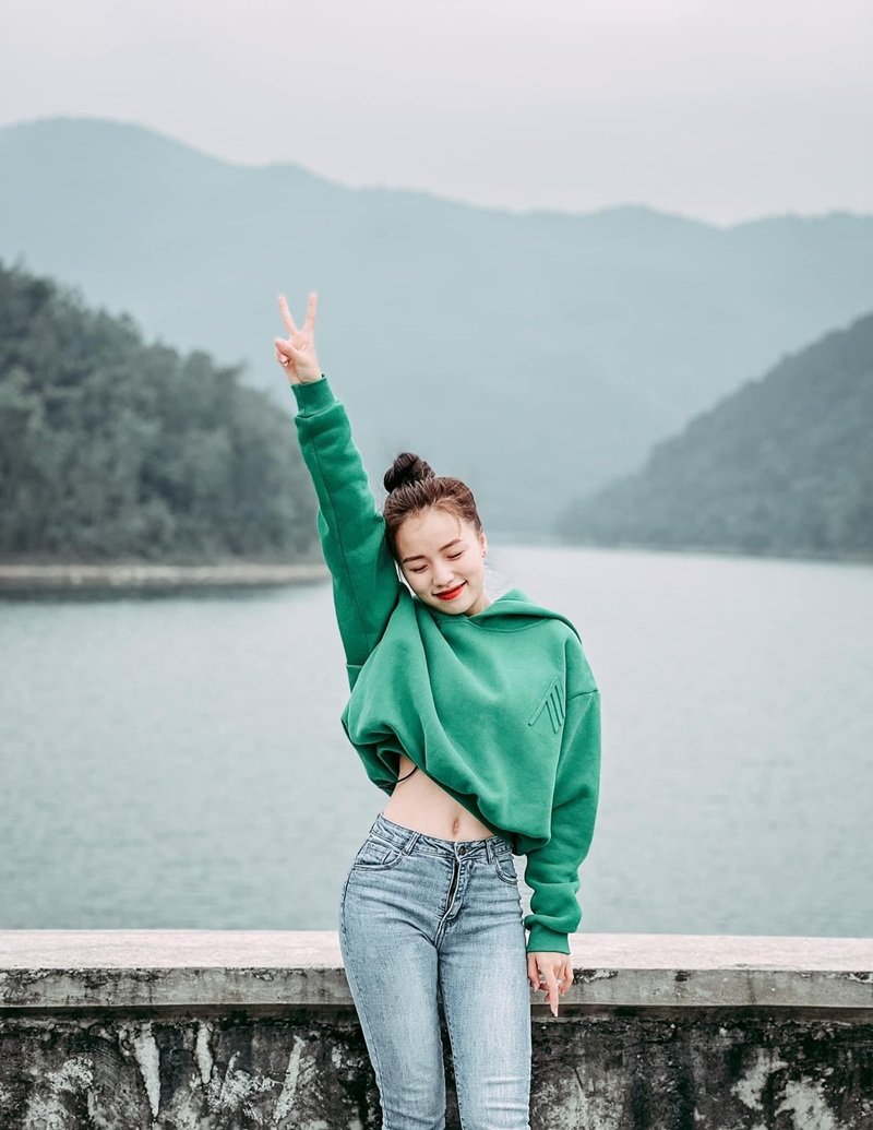 thị nhung mặc bikini 11