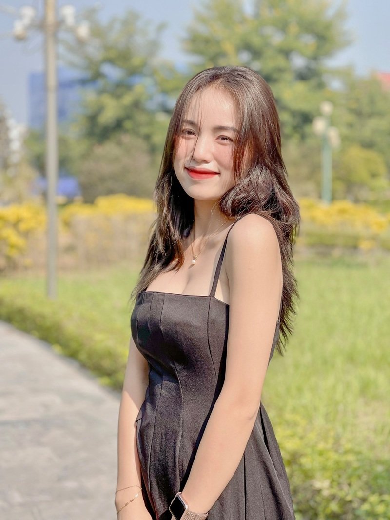 thị nhung mặc bikini 9