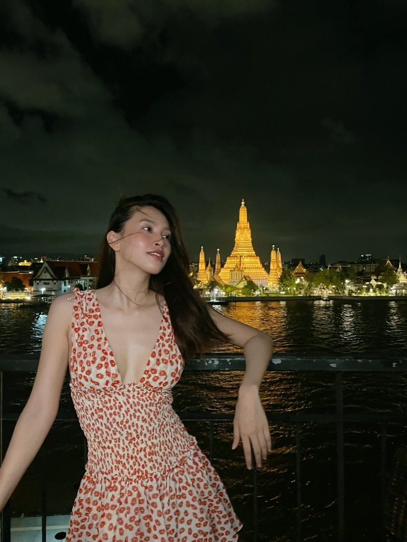 tiểu vy bikini​​ 36