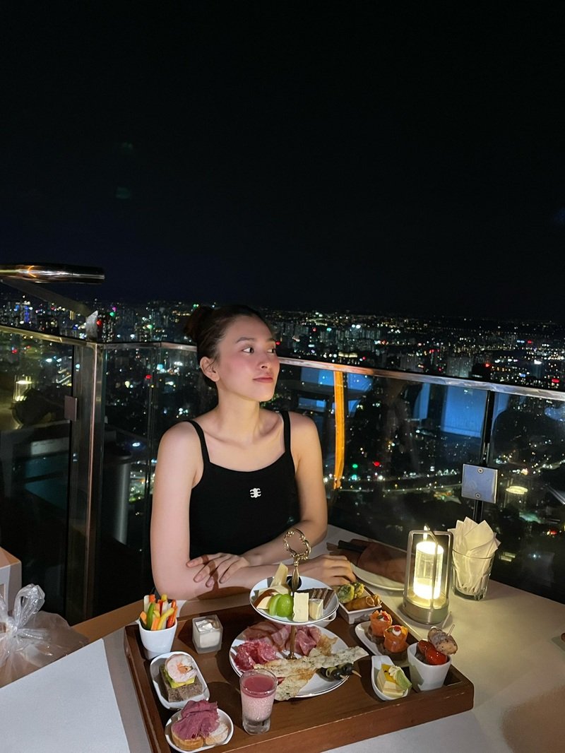 tiểu vy bikini​​ 37