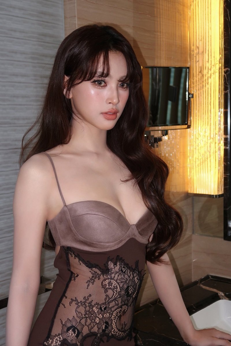 tiểu vy bikini​​ 42