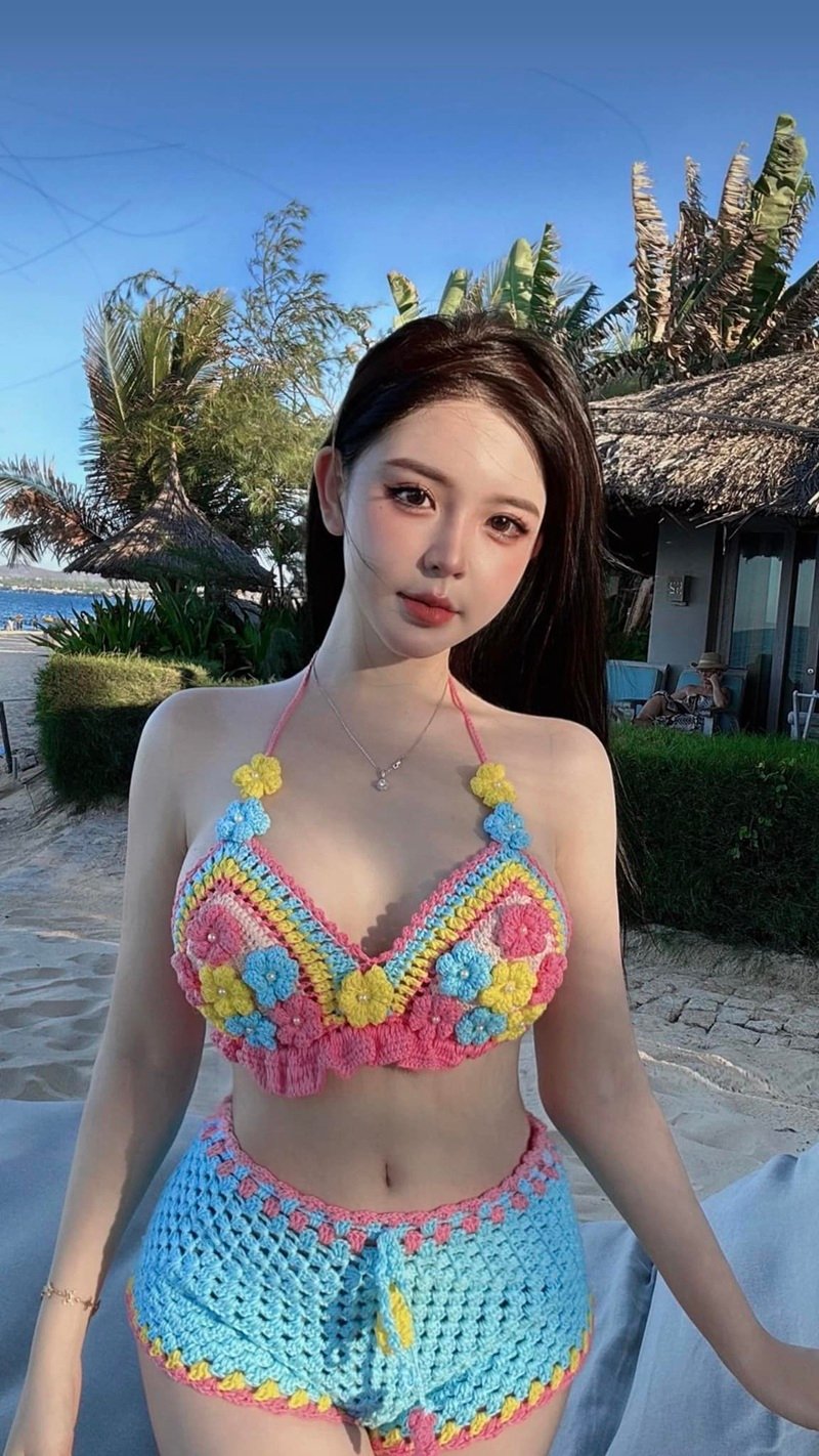 trần huyền châu sexy​​ 26