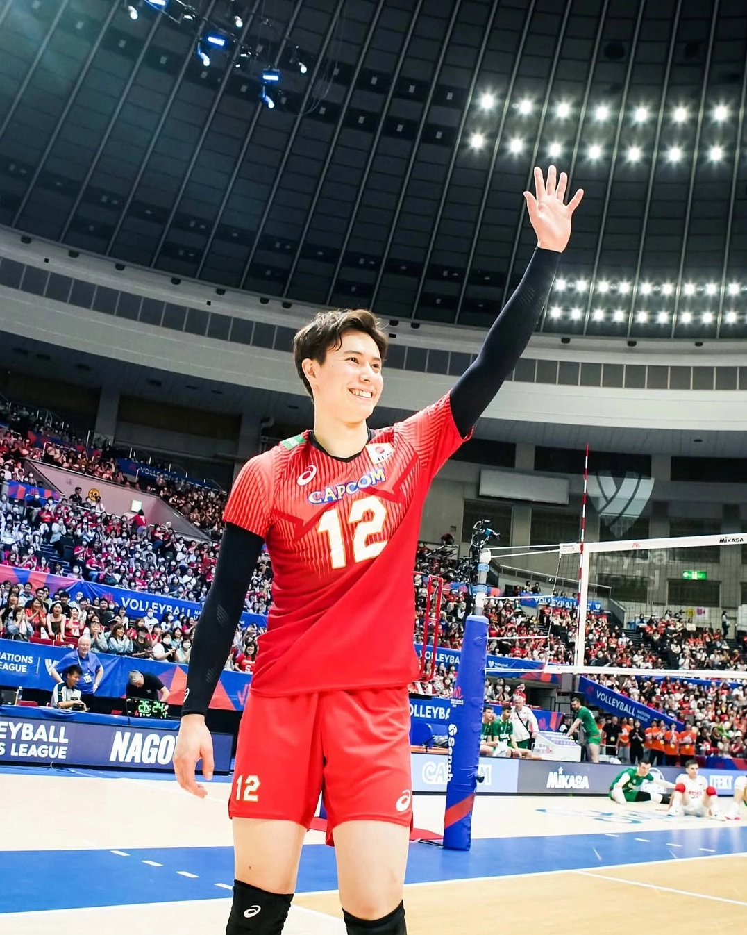 Visual cực bén của nam thần bóng chuyền Ran Takahashi gây sốt mạng xã hội châu Á - Ảnh 1