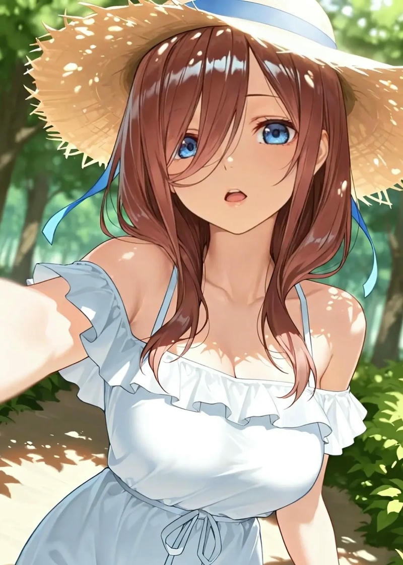 Ảnh Miku Nakano anime mang biểu cảm nhẹ nhàng