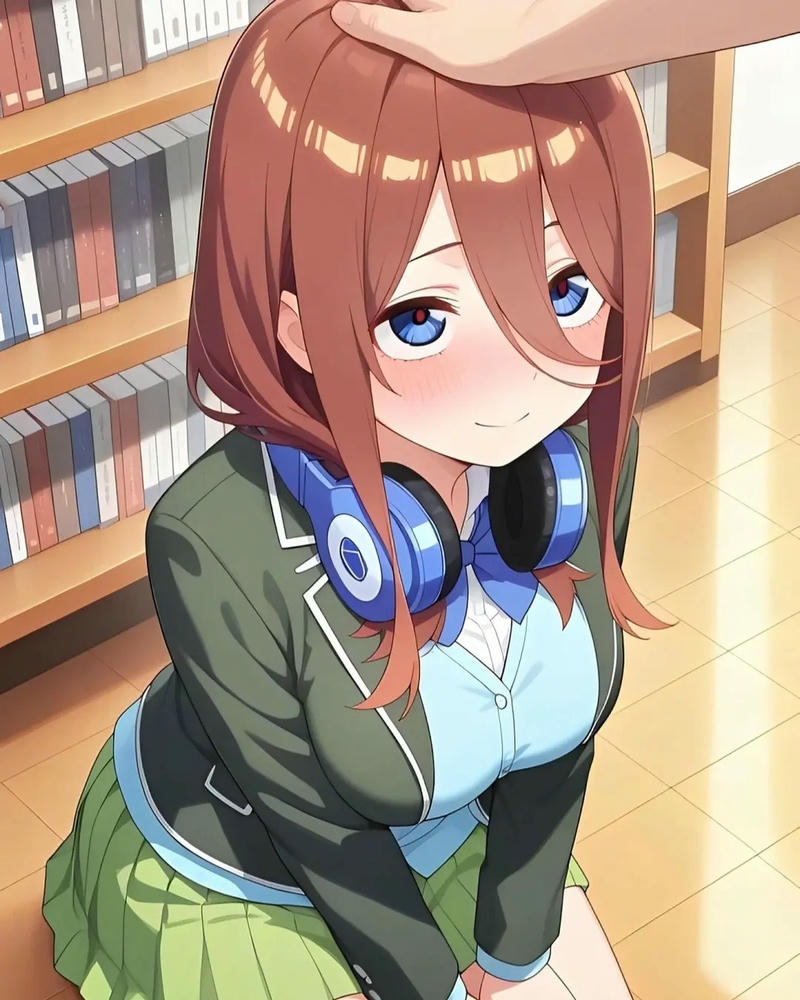Ảnh Miku Nakano anime với phong thái điềm đạm