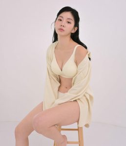 99+ Ảnh Gái Hàn Quốc Mặc Bikini Khiến Anh Em Xịt Máu Mũi
