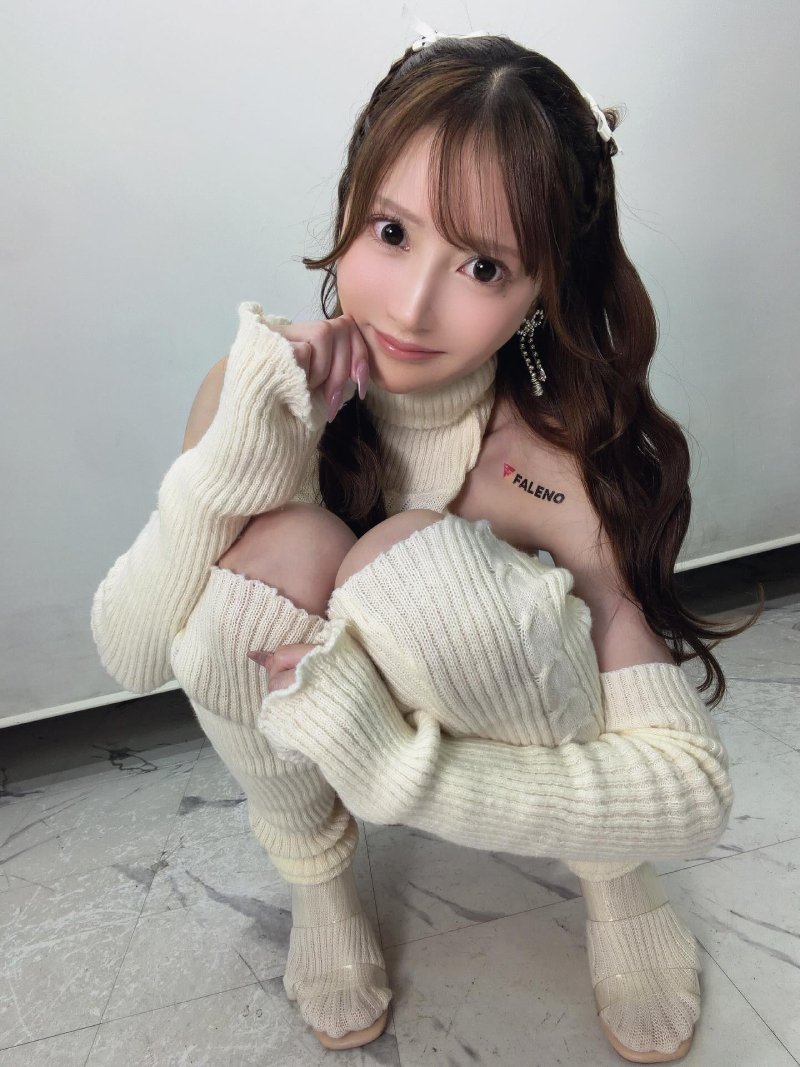 Hachimitsu Rin là ai 4