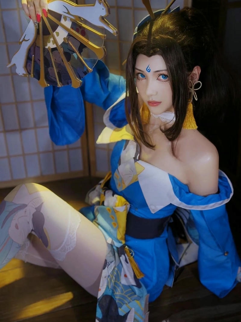 Mai Shiranui Cosplay với diện mạo kiêu kỳ nổi bật