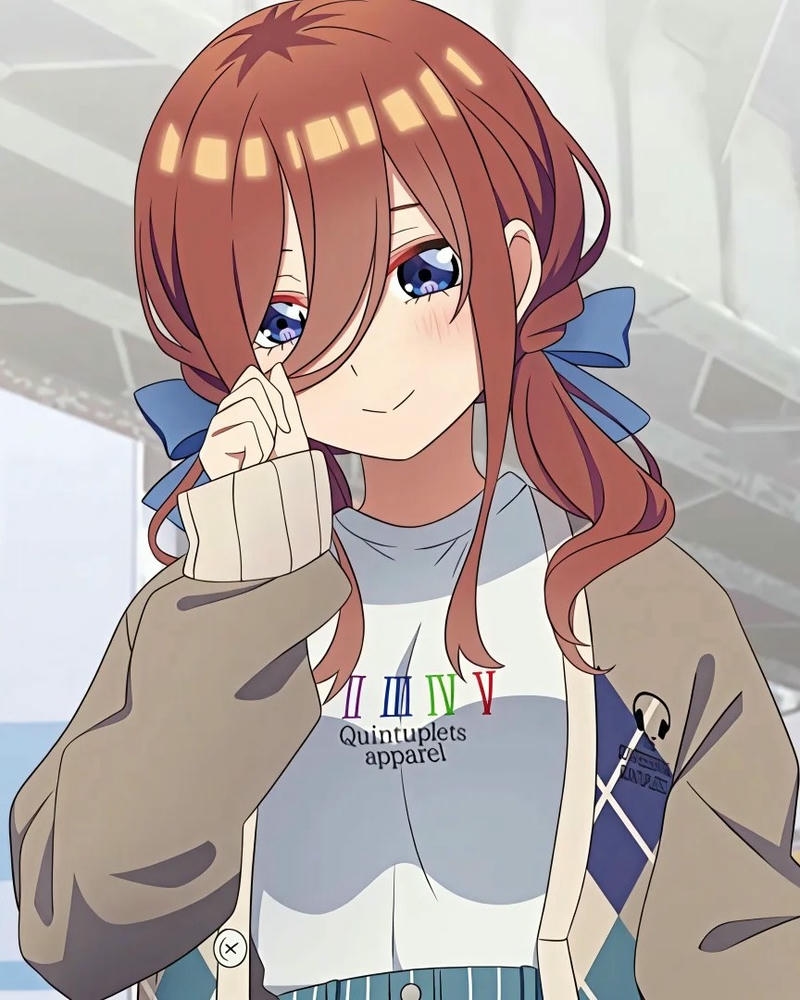 Miku Nakano anime nổi bật cùng diện mạo thanh tú