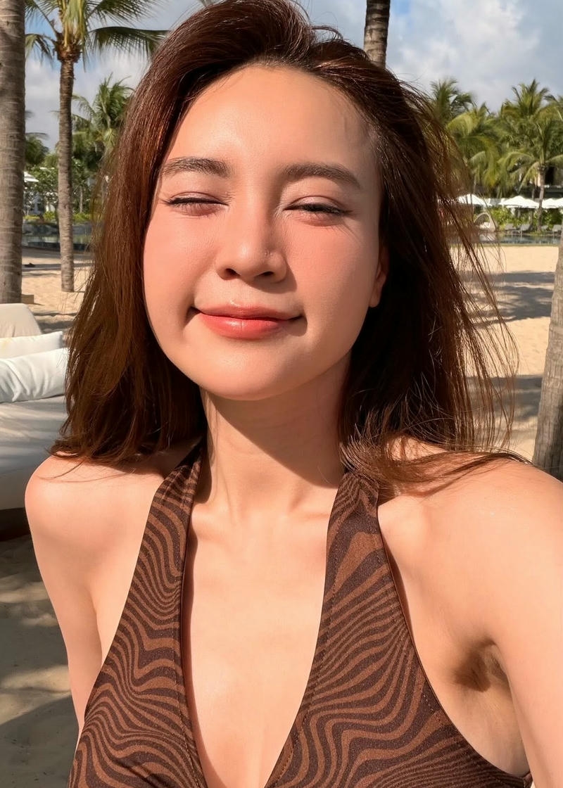 Ninh Dương Lan Ngọc sexy với biểu cảm tinh tế